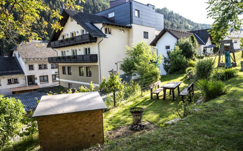Aussenansicht des Hotel Hold - Gastwirtschaft